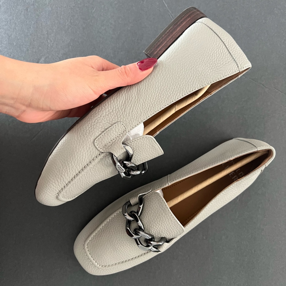 Donald Pliner Bethany Chain Leather Loafers